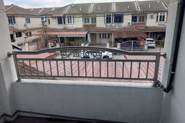 TAMAN PENGKALAN MAKMUR