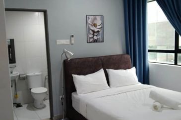 Manhattan Condominium