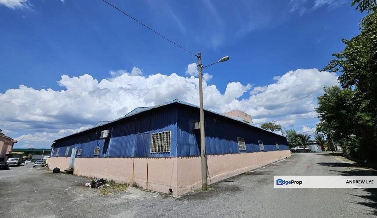 Pusing Batu Gajah Perdana 1.5 Storey Semi Detached Factory For Sale , Perak, Pusing