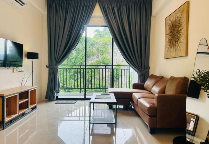 THE COVE HILLSIDE RESIDENCE