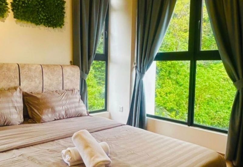 THE COVE HILLSIDE RESIDENCE