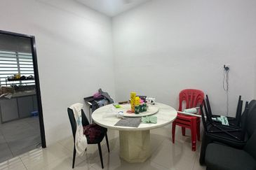 TAMAN BANDAR BARU LAHAT