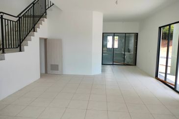 Panorama Lapangan Perdana