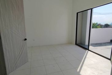 Panorama Lapangan Perdana