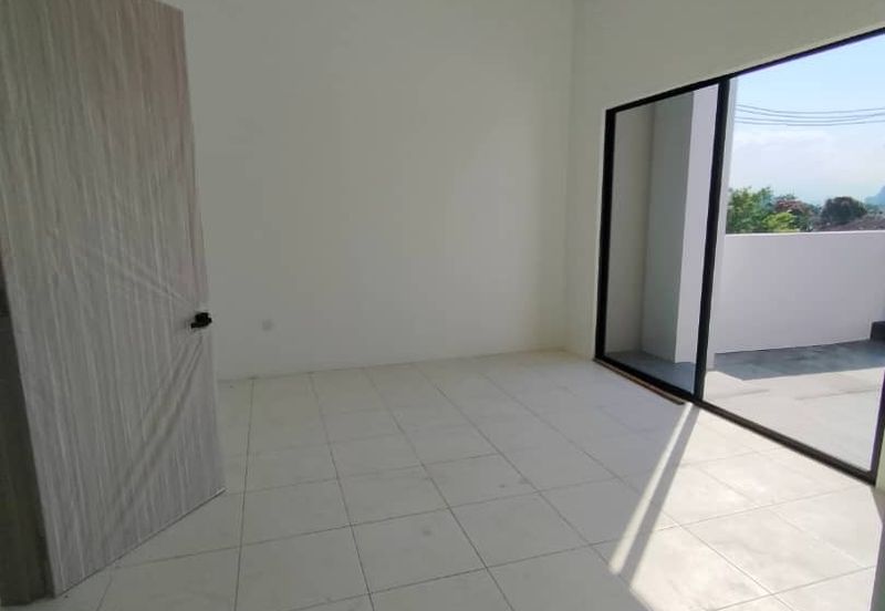 Panorama Lapangan Perdana