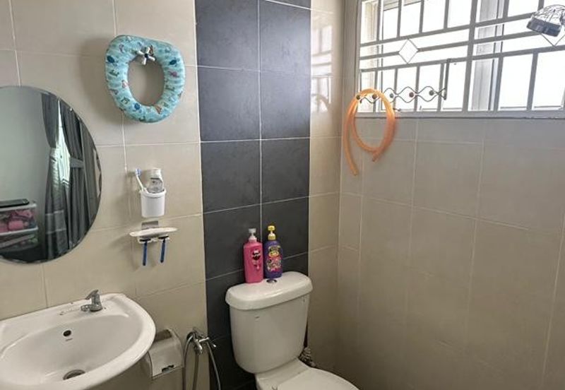 DESA LAHAT SRI -WANG