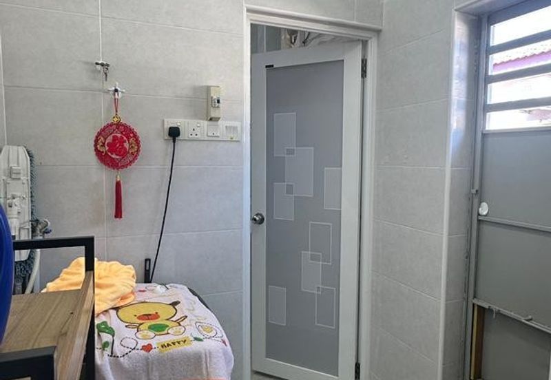 DESA LAHAT SRI -WANG