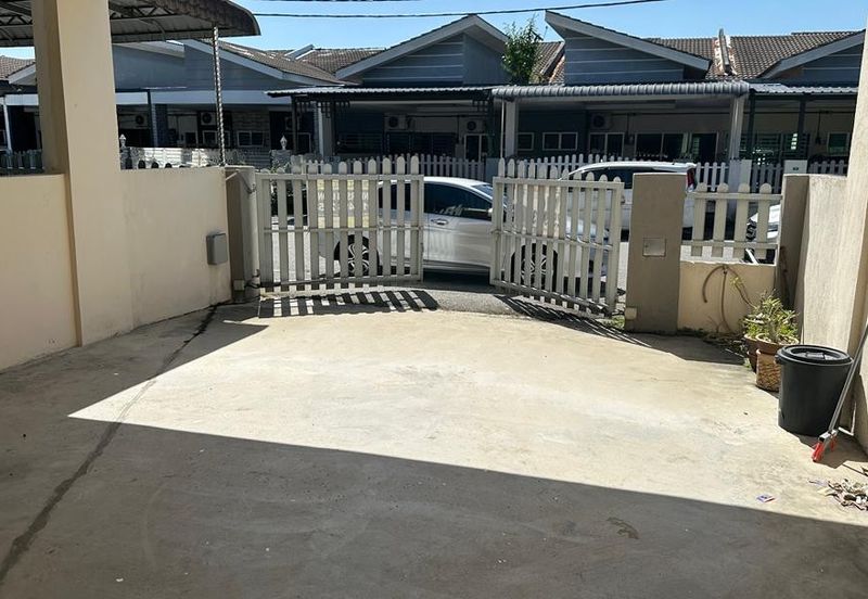 DESA LAHAT SRI -WANG