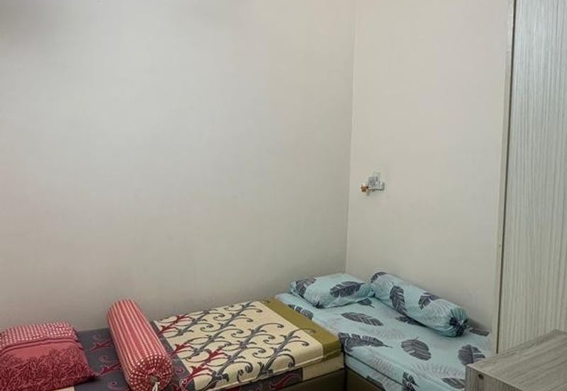 DESA LAHAT SRI -WANG