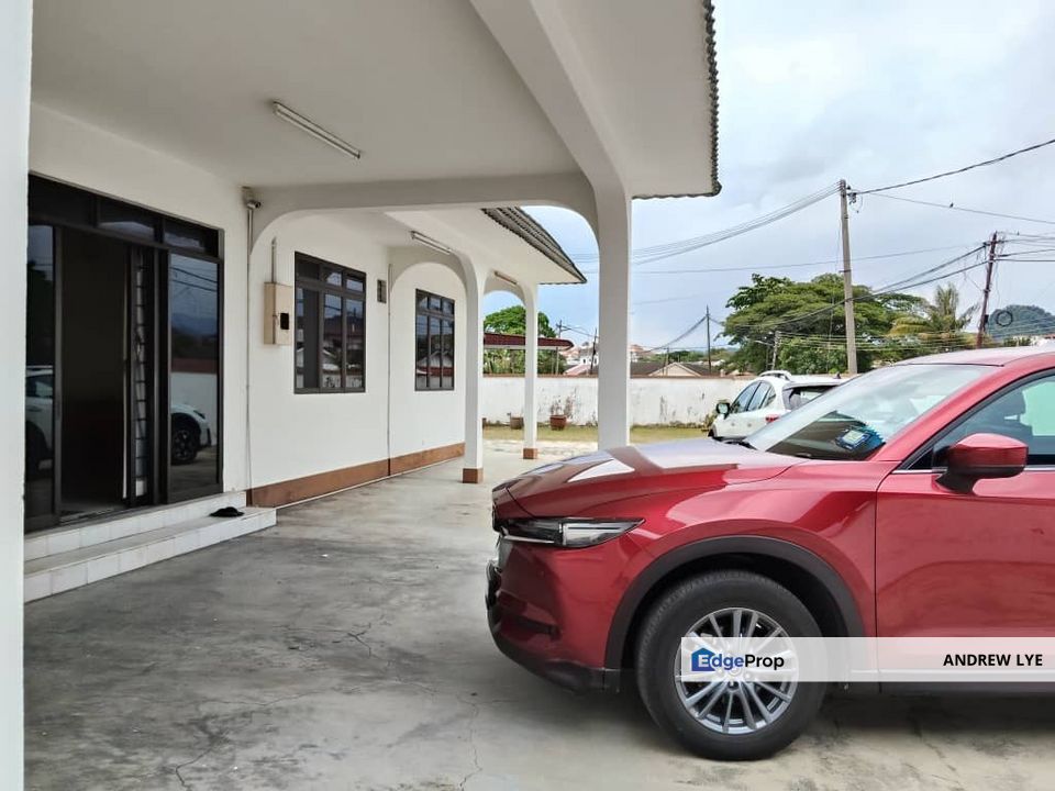 Canning Garden Bungalow House (Facing Main Road) For Sale, Perak, Ipoh