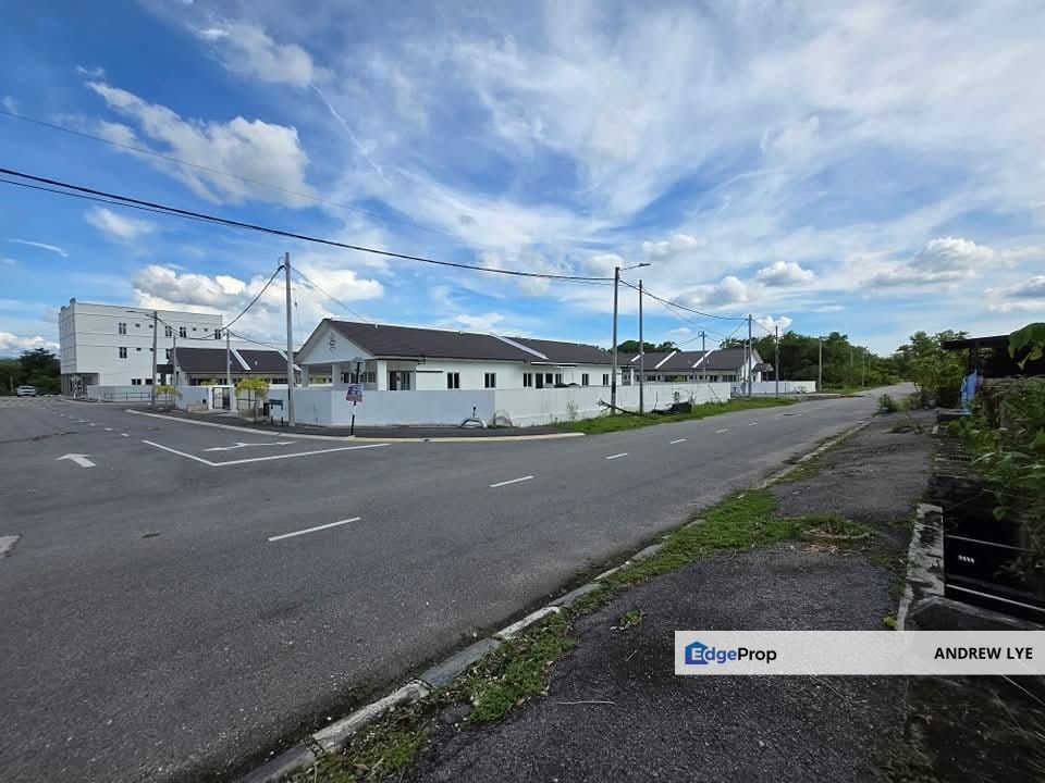 Tronoh Single Storey Semi Detached House for Sale Brand New, Perak, Kinta