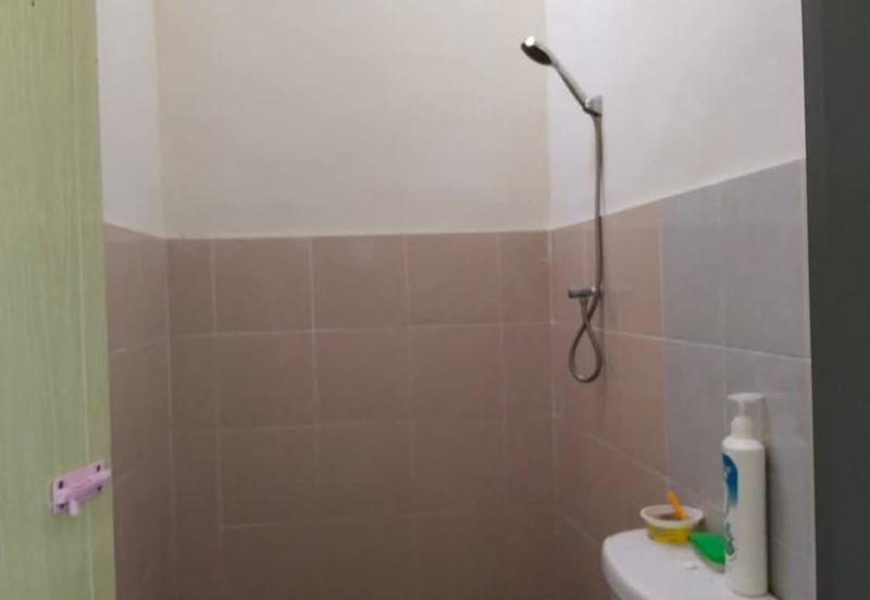 TAMAN TRONOH UNIVERSITI