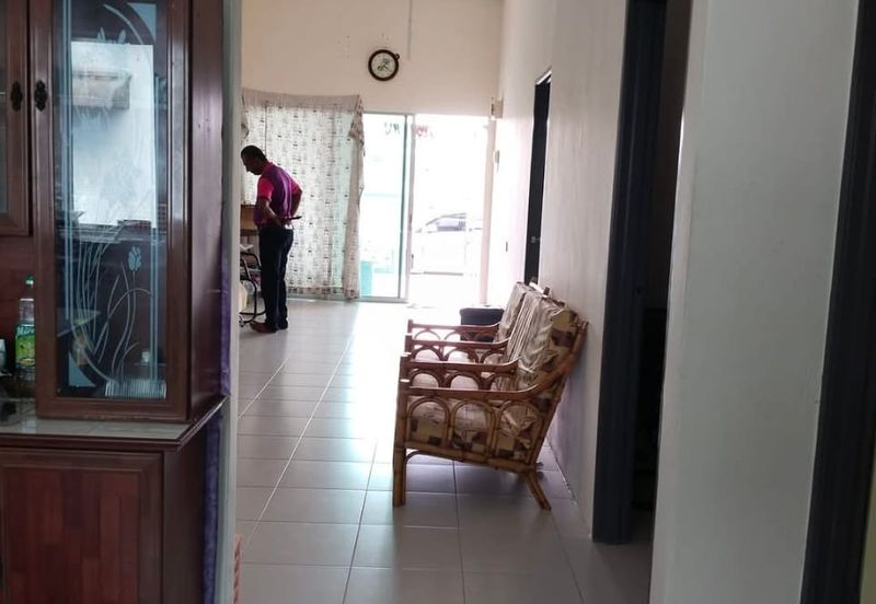 TAMAN TRONOH UNIVERSITI