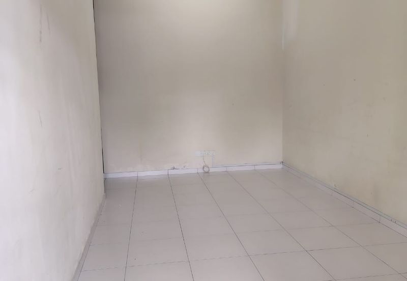 TAMAN LAPANGAN KIARA