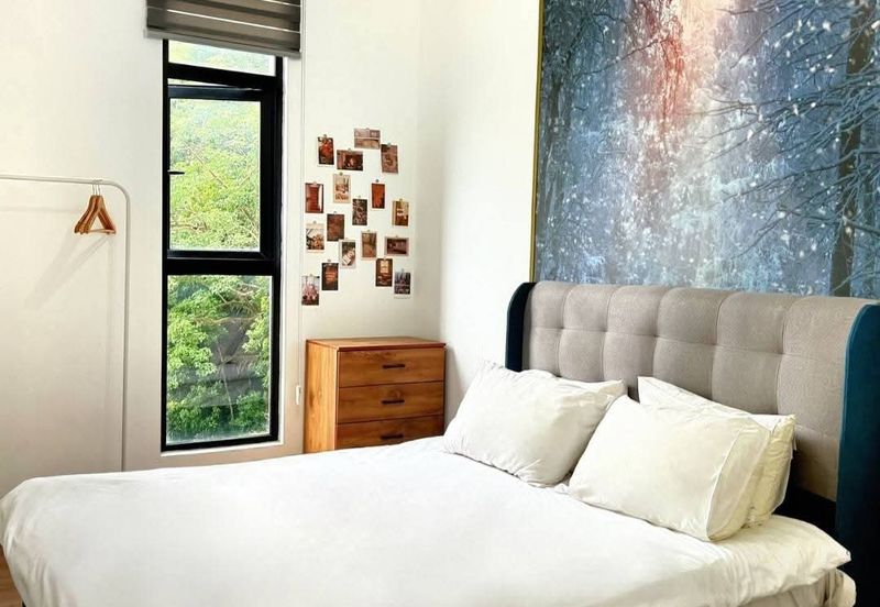 THE COVE HILLSIDE RESIDENCE