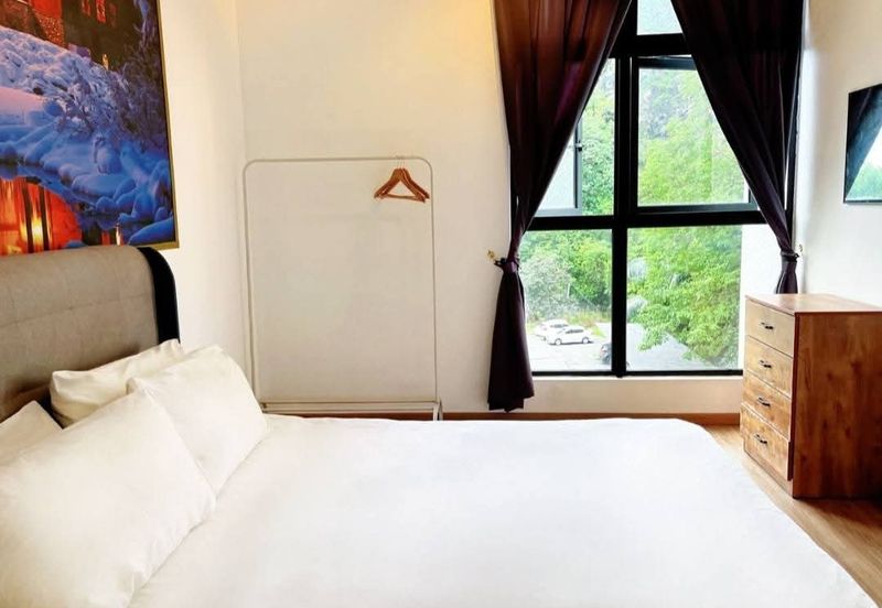 THE COVE HILLSIDE RESIDENCE