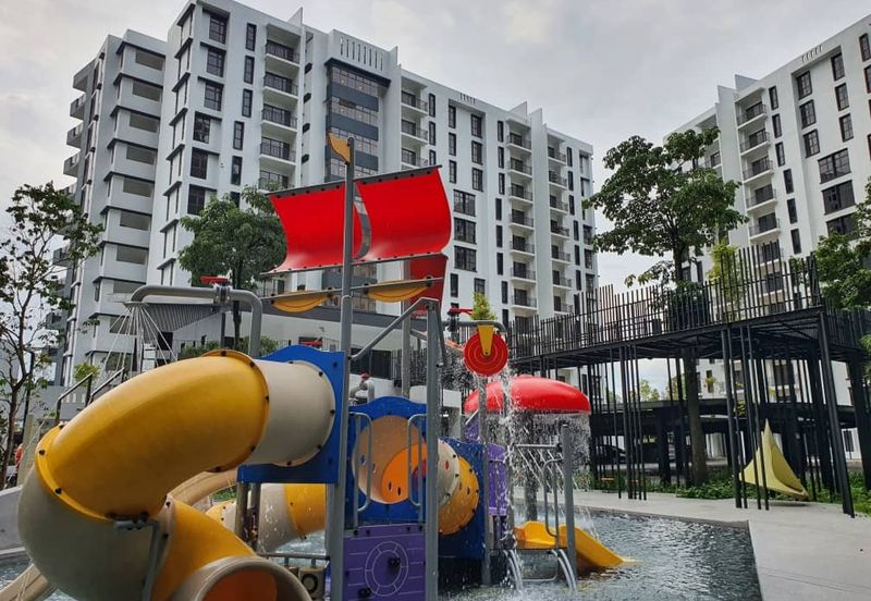 THE COVE HILLSIDE RESIDENCE