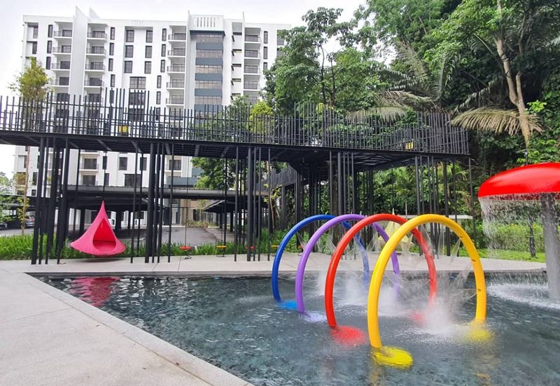 THE COVE HILLSIDE RESIDENCE