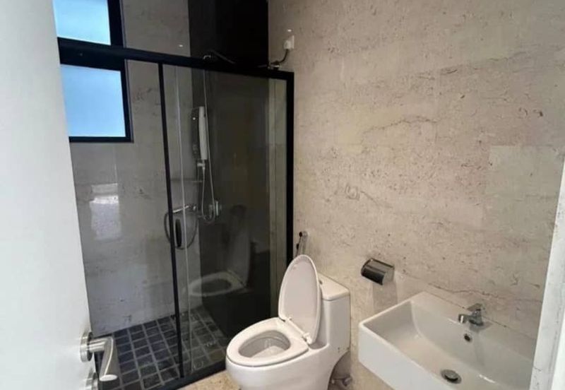 THE COVE HILLSIDE RESIDENCE