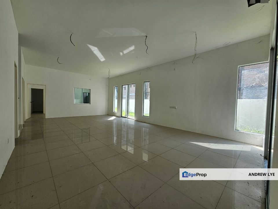 Bandar Seri Iskandar Double Storey Semi Detached House for Sale , Perak, Sri Iskandar