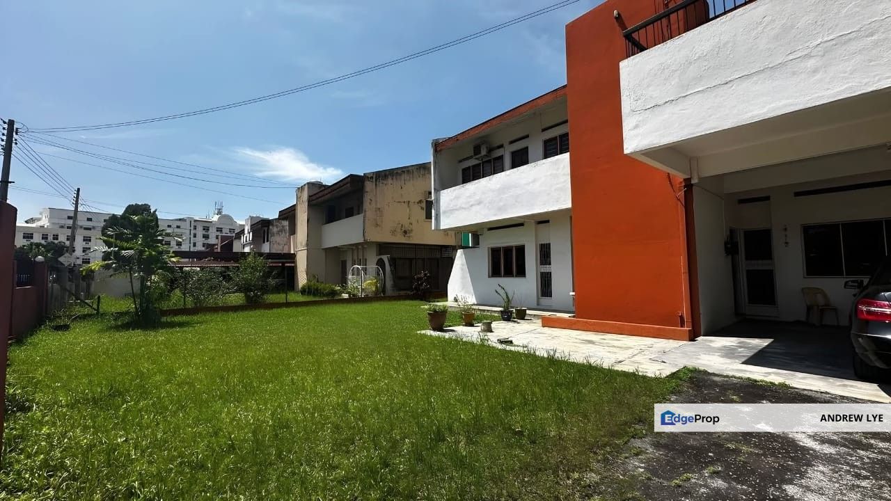 Ipoh Garden South Double Storey Bungalow For Sale Facing Field, Perak, Ipoh