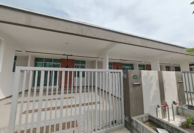 Panorama Lapangan Perdana