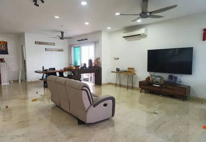 Airport Square (Taman Maju Rapat)