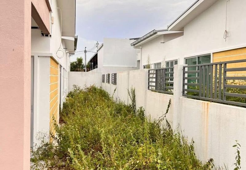 Panorama Lapangan Perdana