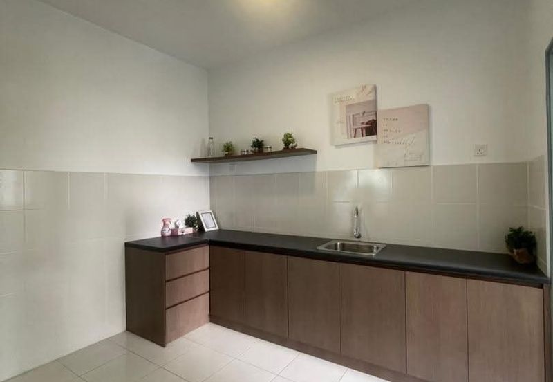 D'Aman Residences, Meru