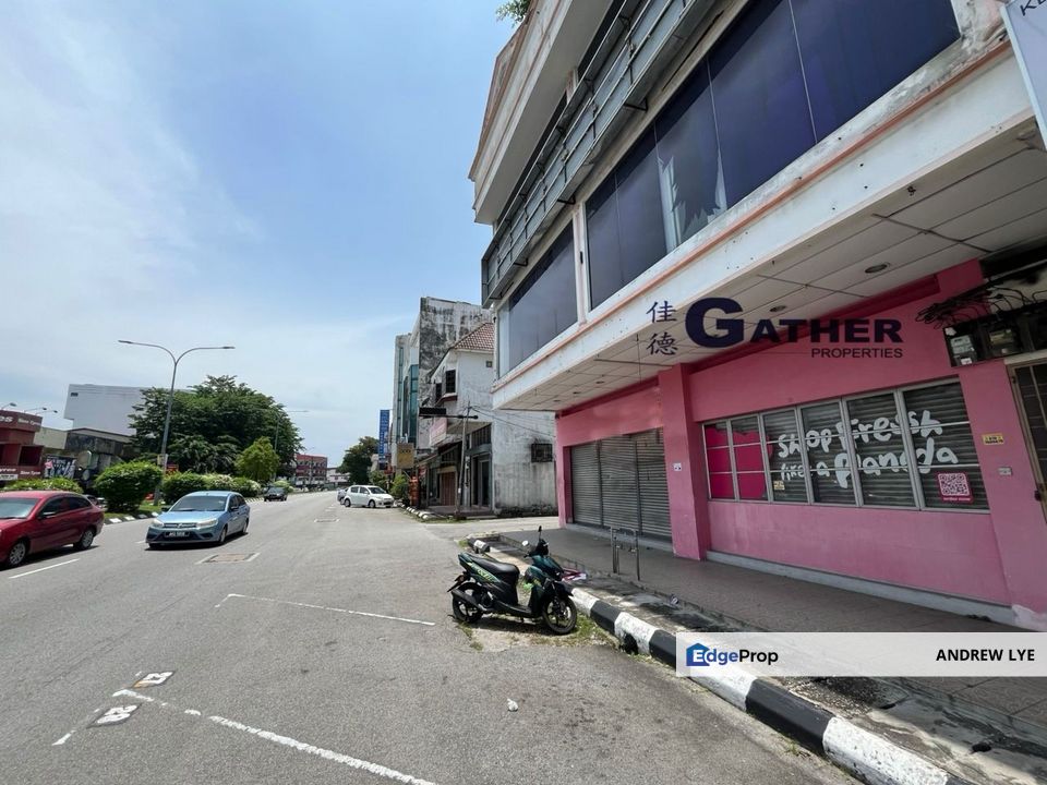 Pasir Puteh 2 units Adjoining 3 Storey Shoplots for Rent, Perak, Ipoh