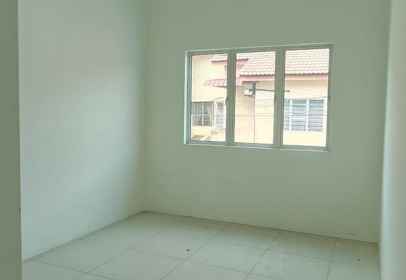 PANORAMA LAPANGAN KINARA