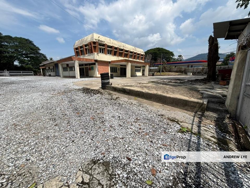 Silibin 2 Acres Land with 4 Factories & Bungalow House Freehold for Sale , Perak, Ipoh