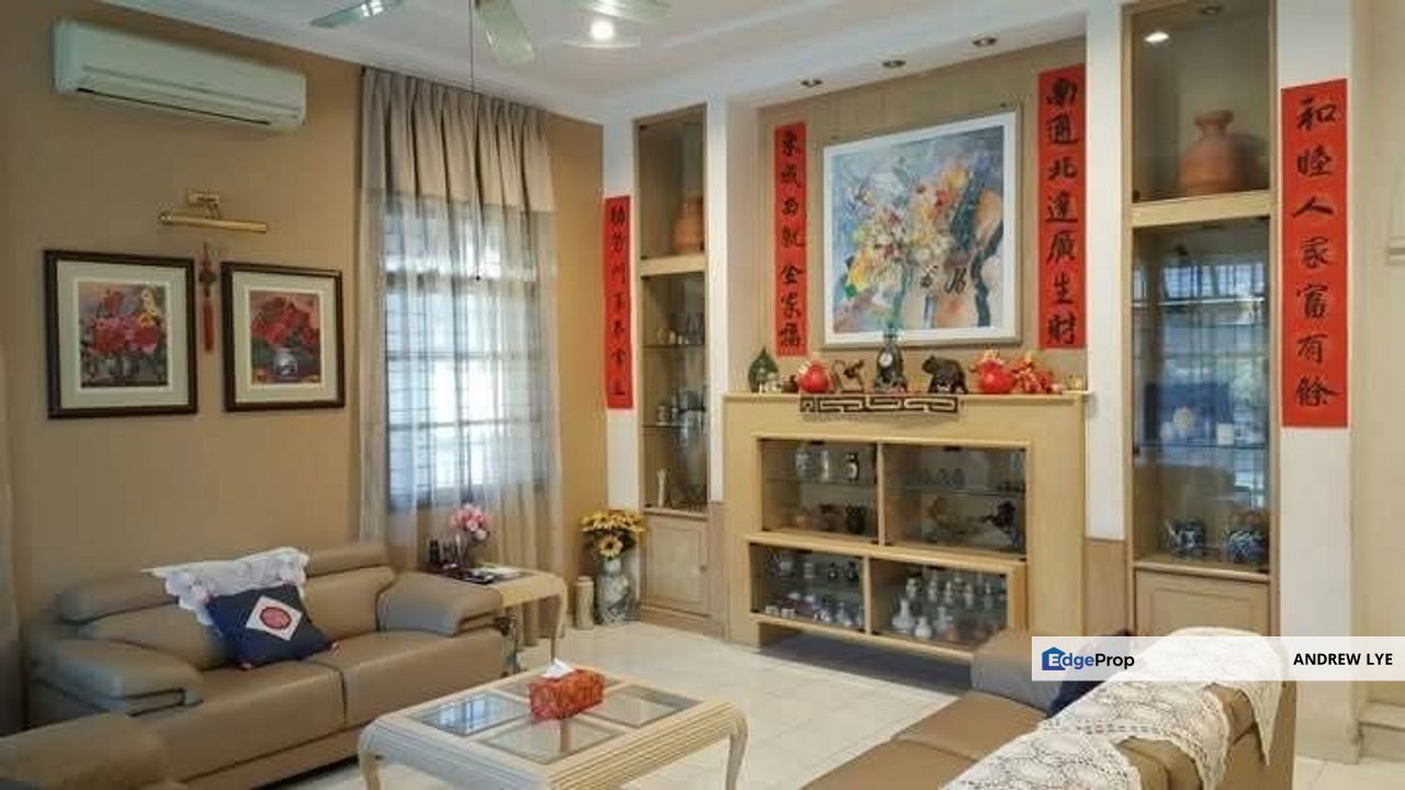 Taman Golf Double Storey Bungalow House for Sale, Perak, Ipoh