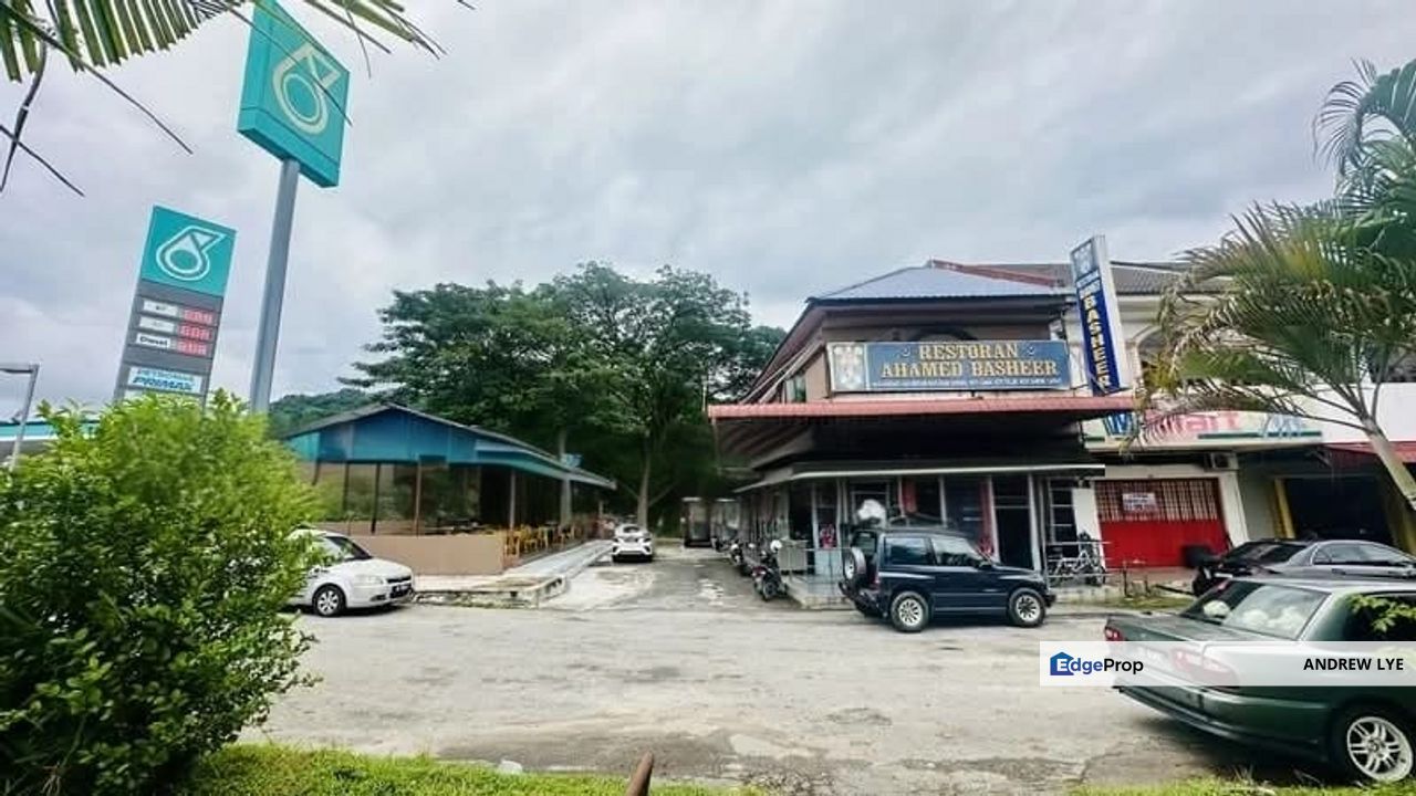 Jalan Tambun Sunway Double Storey Shoplot For Sale Facing Main Road , Perak, Ipoh