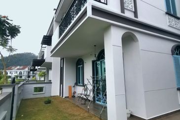 Peranakan Straits, Setia Eco Templer