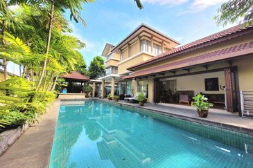 Changkat Kiara Surya