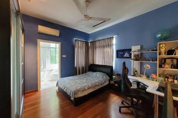 Changkat Kiara Surya