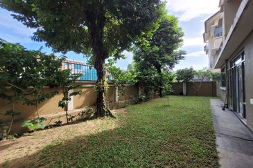 Changkat Kiara Surya