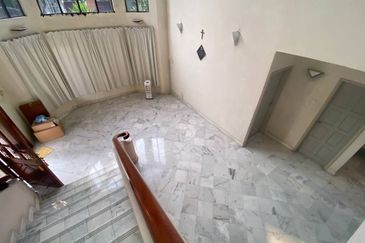 (Freehold ) Double storey bungalow Taman Desa Jalan Klang Lama KL