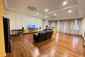 Corner 3 Storey Bungalow Kubah @ Bukit Jelutong