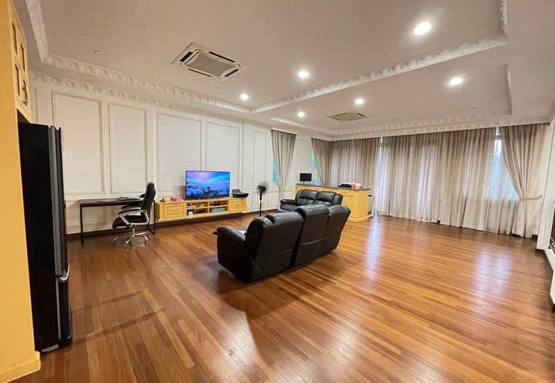 Corner 3 Storey Bungalow Kubah @ Bukit Jelutong