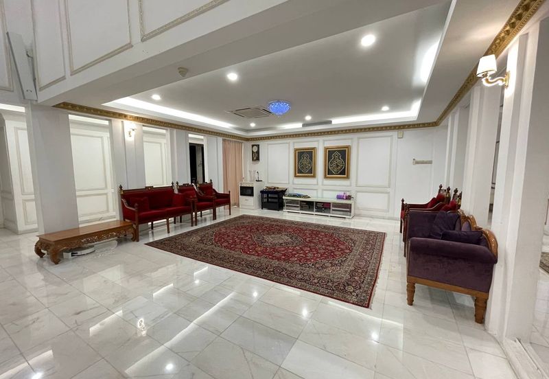 Corner 3 Storey Bungalow Kubah @ Bukit Jelutong