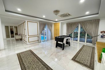 Corner 3 Storey Bungalow Kubah @ Bukit Jelutong