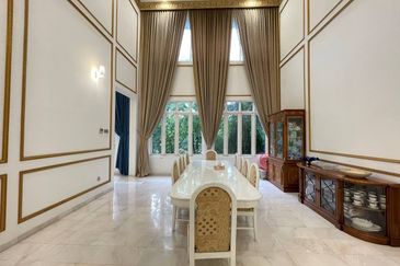 Corner 3 Storey Bungalow Kubah @ Bukit Jelutong