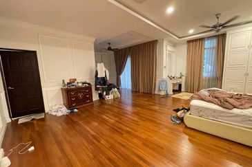 Corner 3 Storey Bungalow Kubah @ Bukit Jelutong