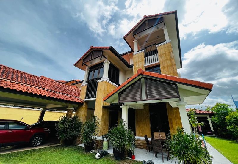 Luxurious Corner Bungalow in the Heart of Bukit Tunku (Kenny Hills)
