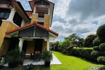 Luxurious Corner Bungalow in the Heart of Bukit Tunku (Kenny Hills)