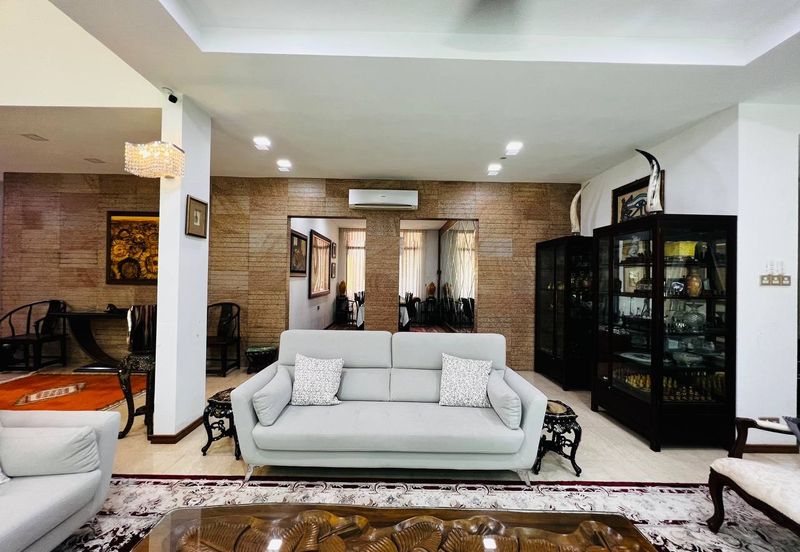 Luxurious Corner Bungalow in the Heart of Bukit Tunku (Kenny Hills)