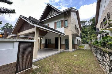 Charming Essex, Setia Eco Templer