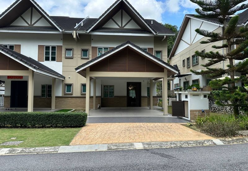 Charming Essex, Setia Eco Templer